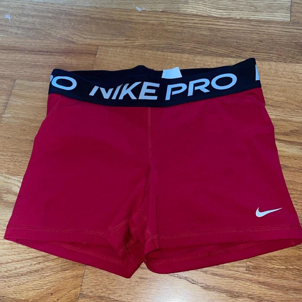 Women Nike Pro shorts
